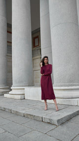 Vestido Mónica burdeos – largo recto con pinza no marcar (Roots VISS Madrid)