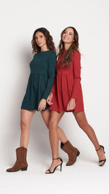 Vestido María rojo – mini con falda abullonada y cuello redondo (VISS Madrid)